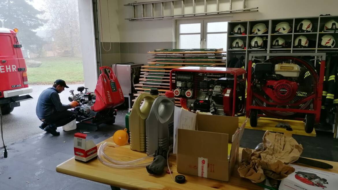 Wartungstag im Feuerwehrhaus